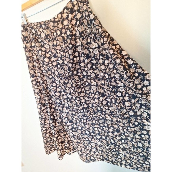 Christopher & Banks Dresses & Skirts - Christopher & Banks Earth Tones Floral Midi Skirt Women Size X